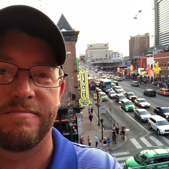 Meet your Posher, Chad - Picture 1 of 1